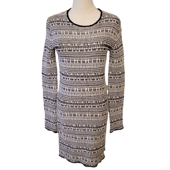 Helmut Lang‎ Black & White Textured Shift Dress Size Small - Picture 2 of 6